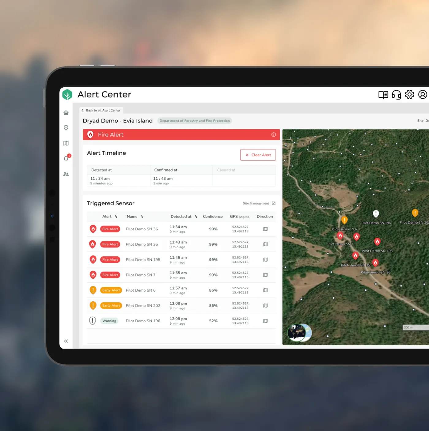Centro de alertas de Silvanet Cloud con sensores activados en el mapa